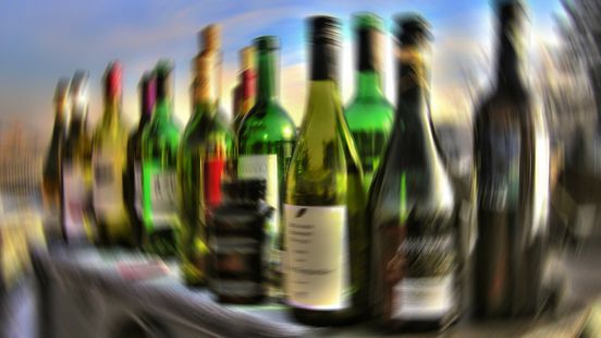 From peer pressure to alcohol poisoning: students learn about risks