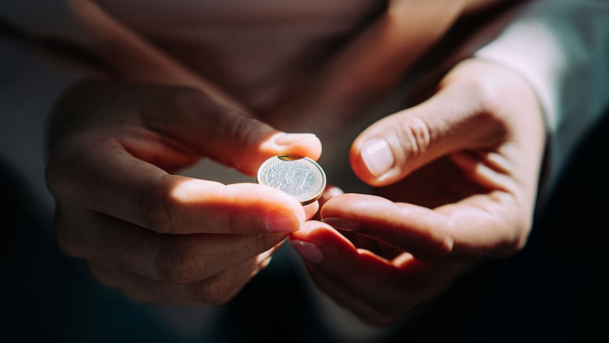 Germany Moves Away from Cash: Impact on Retail and Consumer Behavior