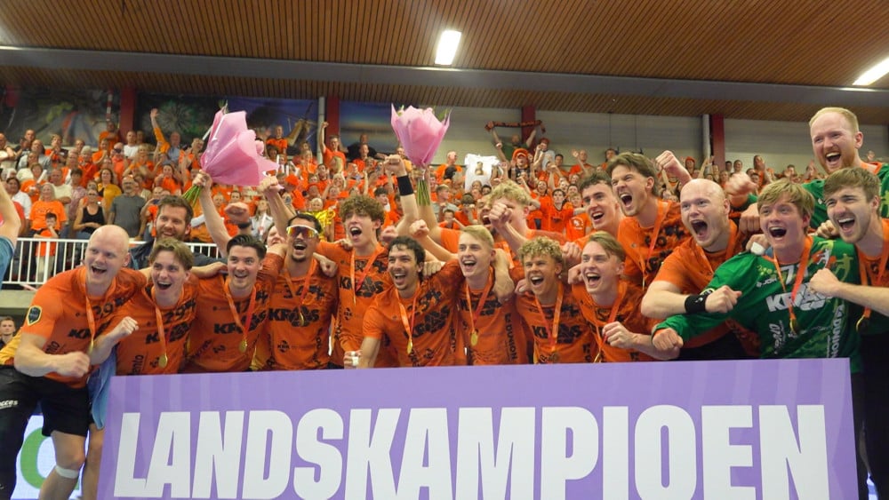 Handballers Volendam national champions again after 13 years, Aalsmeer beaten after penalty throws