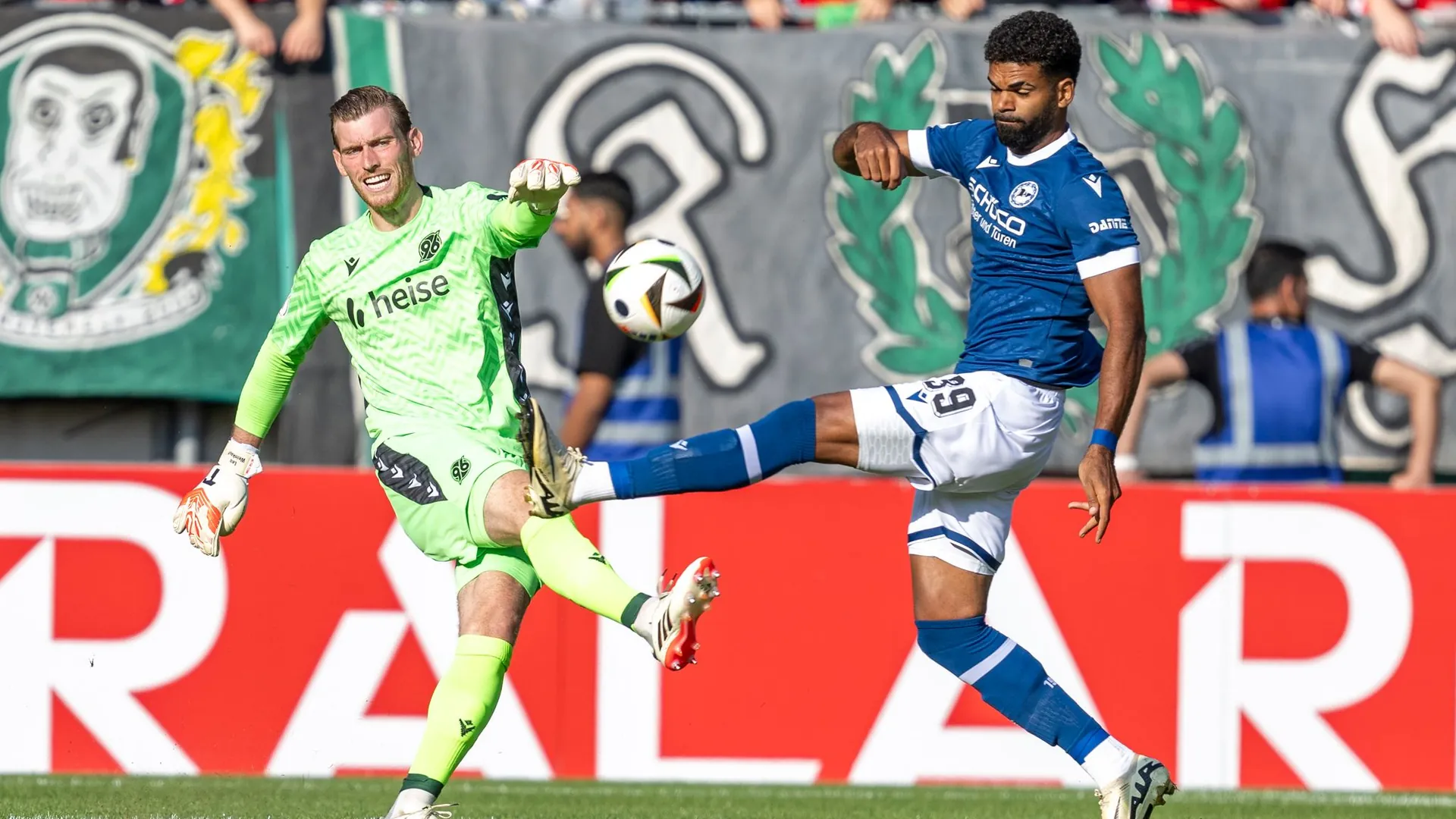 Leo Weinkauf from Hannover 96