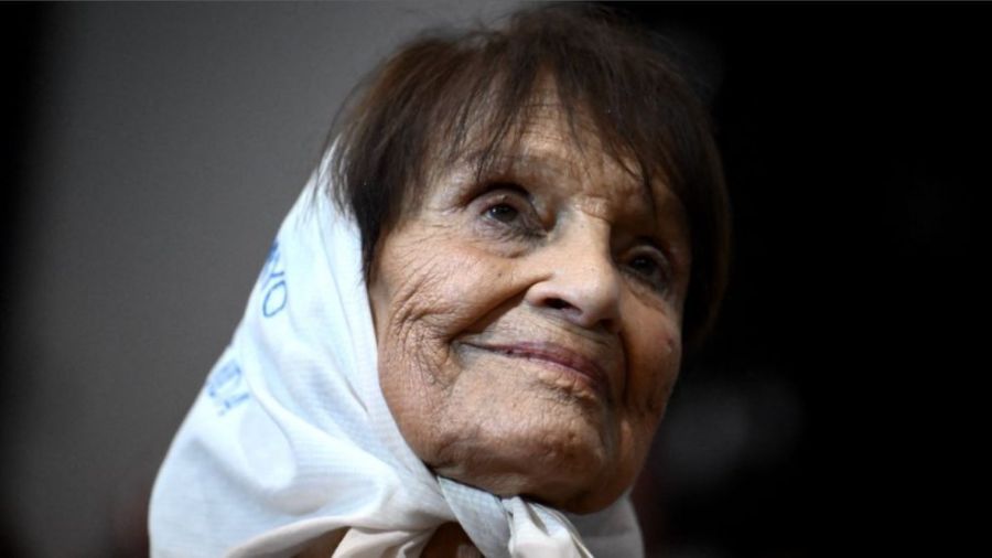 Heartfelt farewell: Estela de Carlotto’s video at Taty Almeida’s wake