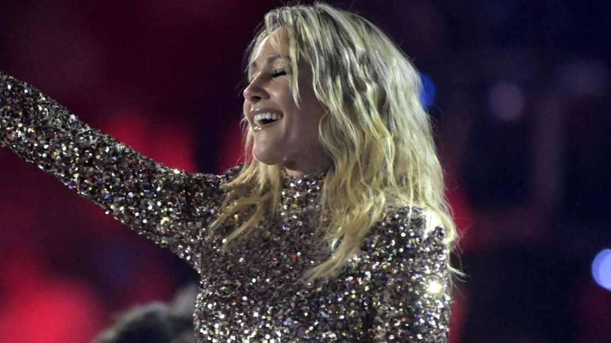 Heat & Water Rules at Fischer Concerts: Fans Frustrated by New Policies