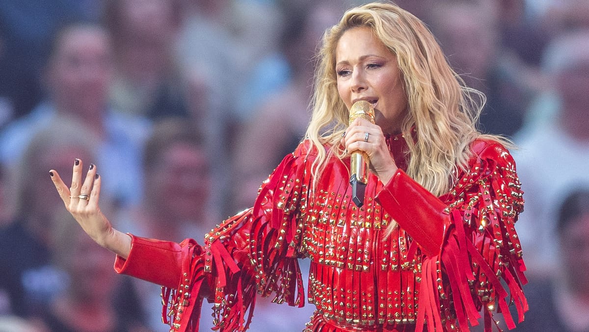 Helene Fischer’s 20-Year Journey Celebrated with Exclusive Stamp Release!
