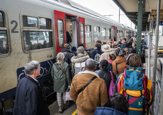 Since March, noticeably more people have been choosing the train, an increase of ten percent compared to a year ago.