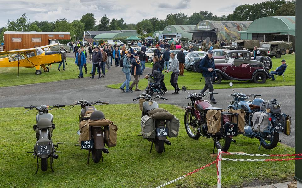 Historic Heroes attracts 450 visitors to Hoogeveen Airport, a leading role for Queen Wilhelmina