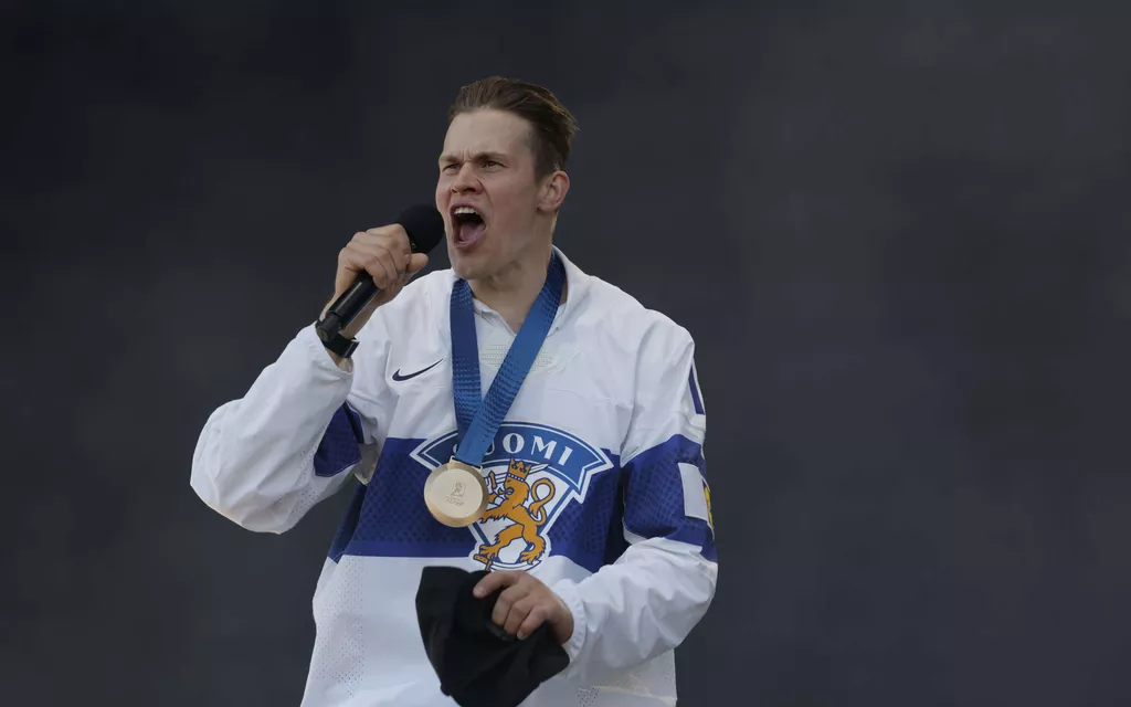 Sportscast: Jesse Puljujärvi’s gold medal is missing