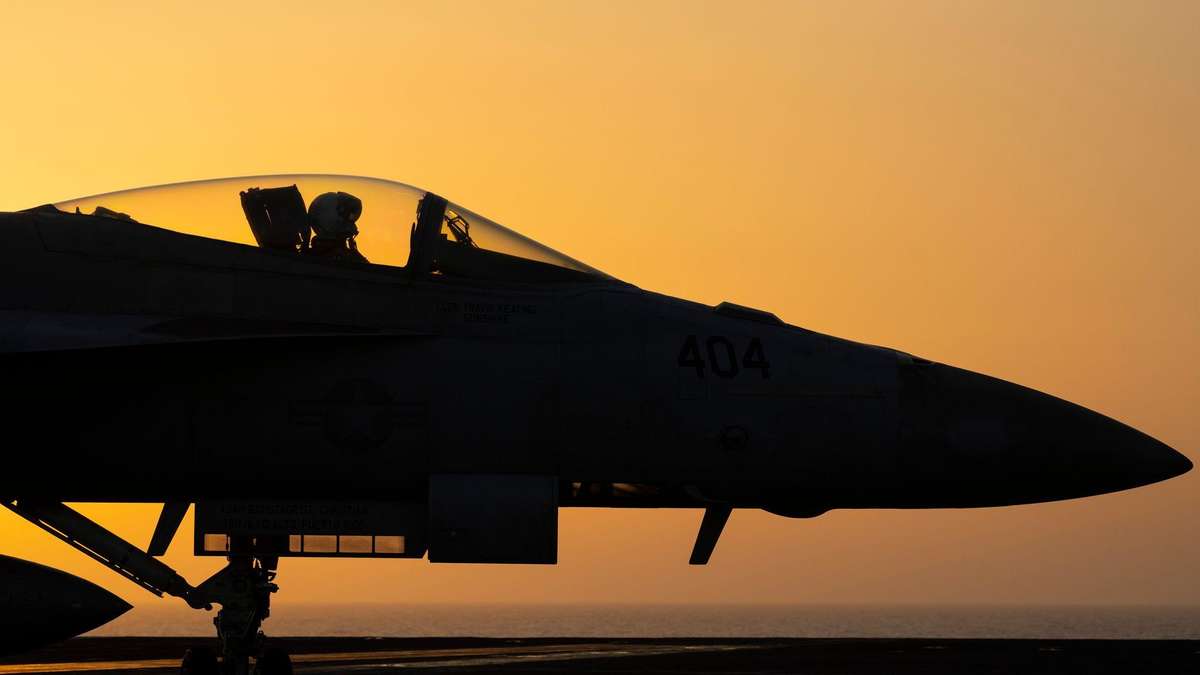 Iran Conflict Update: US and Tehran Clash in Bahrain Amid Drone Attacks