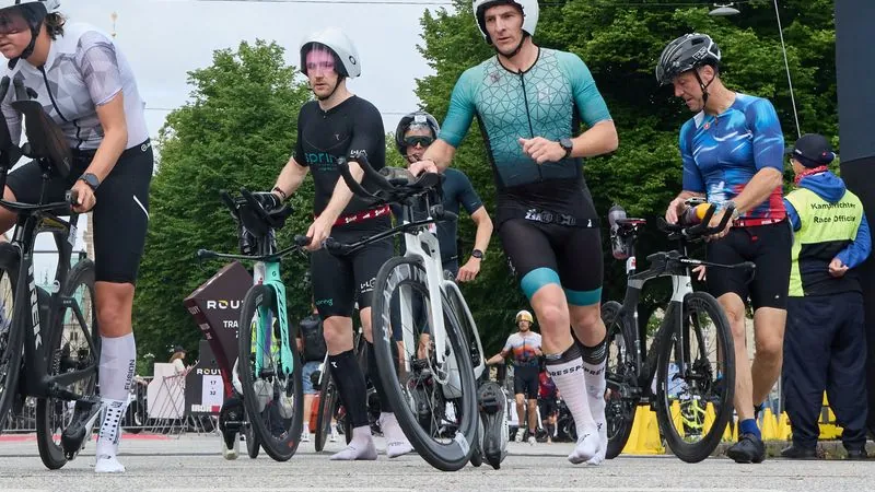 Participants of the Ironman in Hamburg: An incident occurred. Participants of the Ironman in Hamburg: An incident occurred.