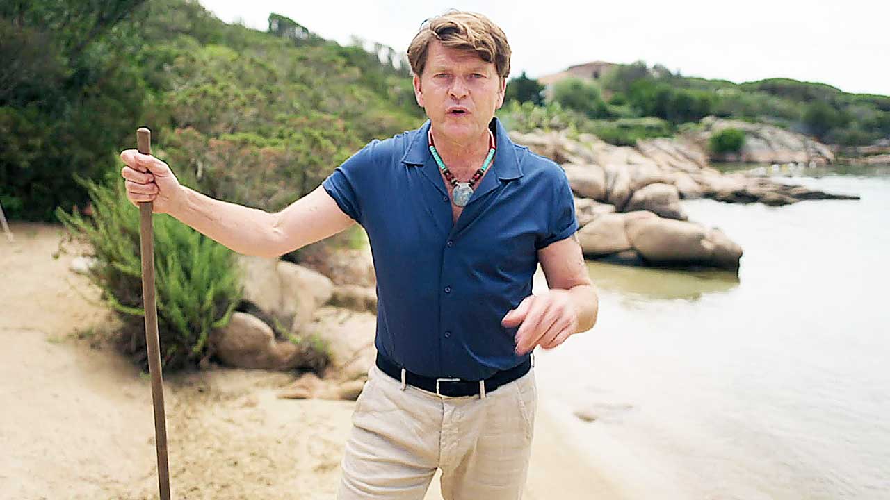 Is Beau van Erven Dorens Being Childish by Ignoring Renze’s Message?