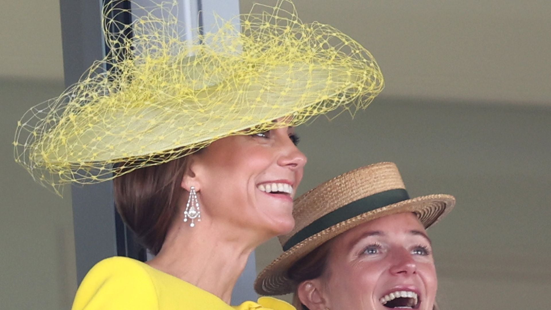 Kate’s Heartwarming Embrace at Royal Ascot Breaks Tradition: A Royal Gesture?
