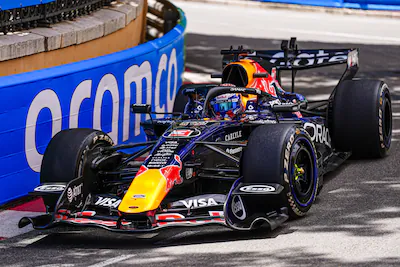 LIVE | Can Max Verstappen join the battle for pole position in Monaco?