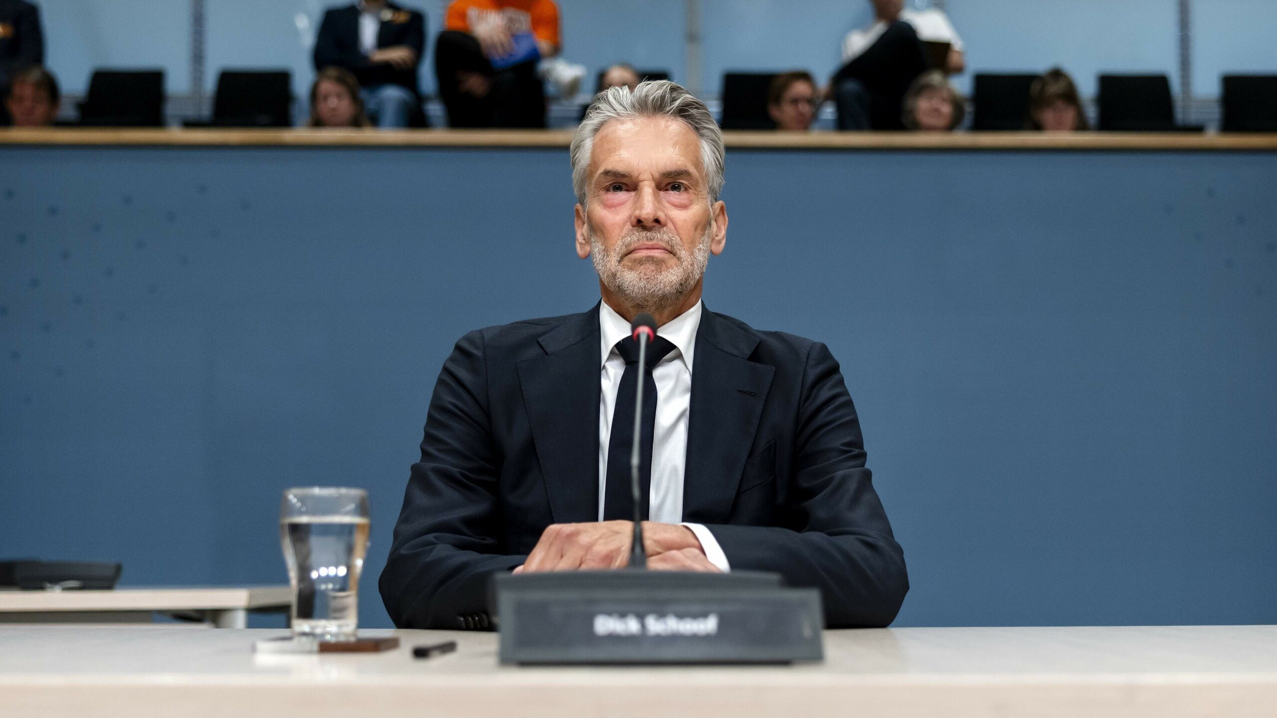 LIVE | Dick Schoof, top civil servant at the time, in corona interrogation: ‘Work pressure for prime minister and ministers is extreme’