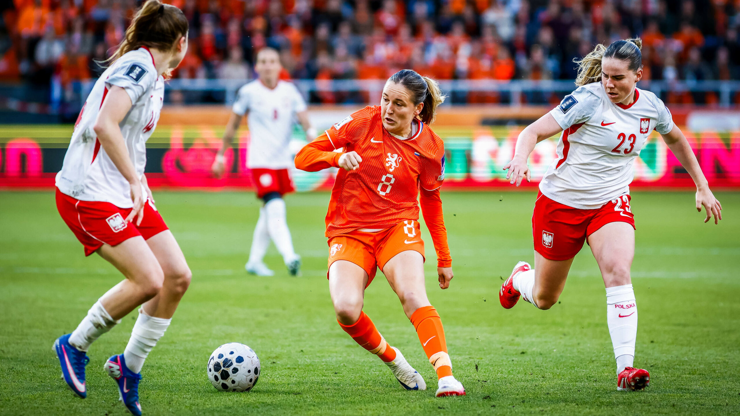 LIVE | World Cup qualification: The Dutch Lionesses take an important lead thanks to Wieke Kaptein