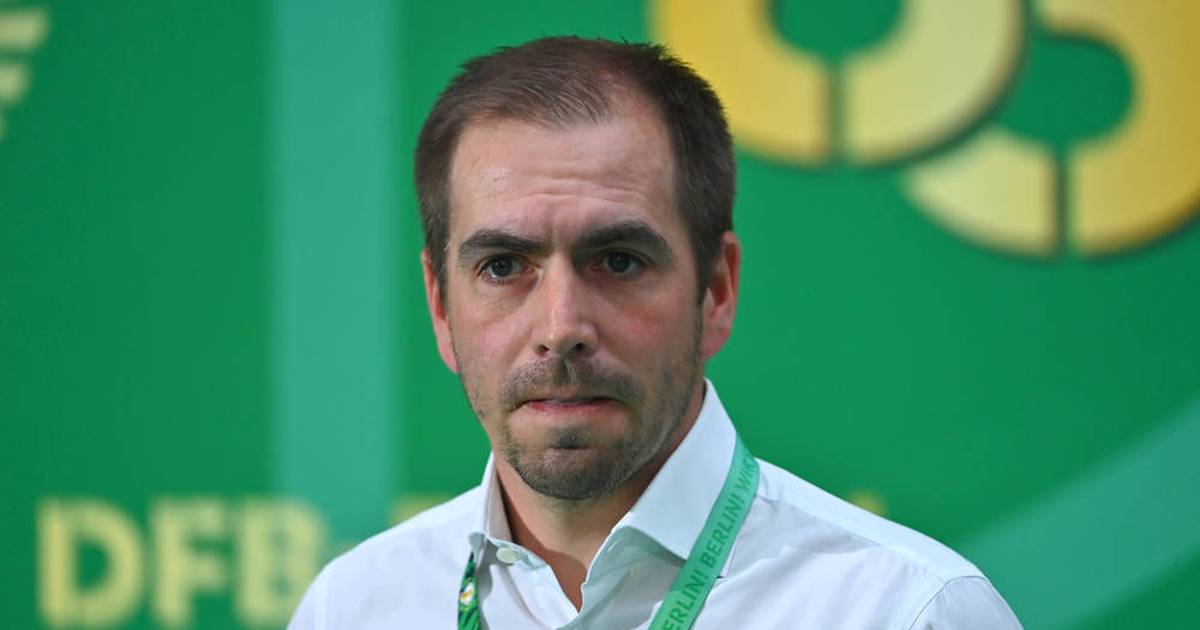 Lahm Advocates for Kimmich’s Return to Midfield in National Team