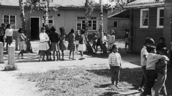 Large majority of the House of Representatives votes in favor of research into Moluccan history