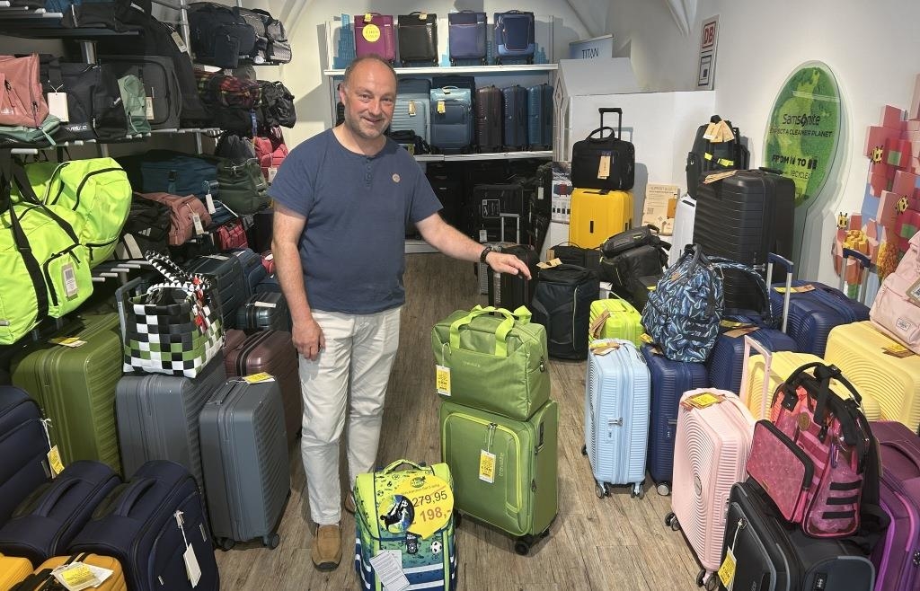 Leder-Streck Closes in Schwandorf: Reasons Behind the Store Closure