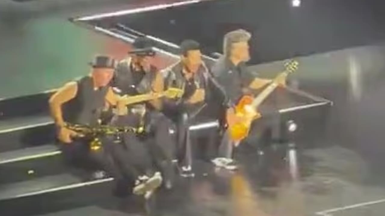 Lionel Richie Cancels Concert After Health Scare – Future Shows Postponed