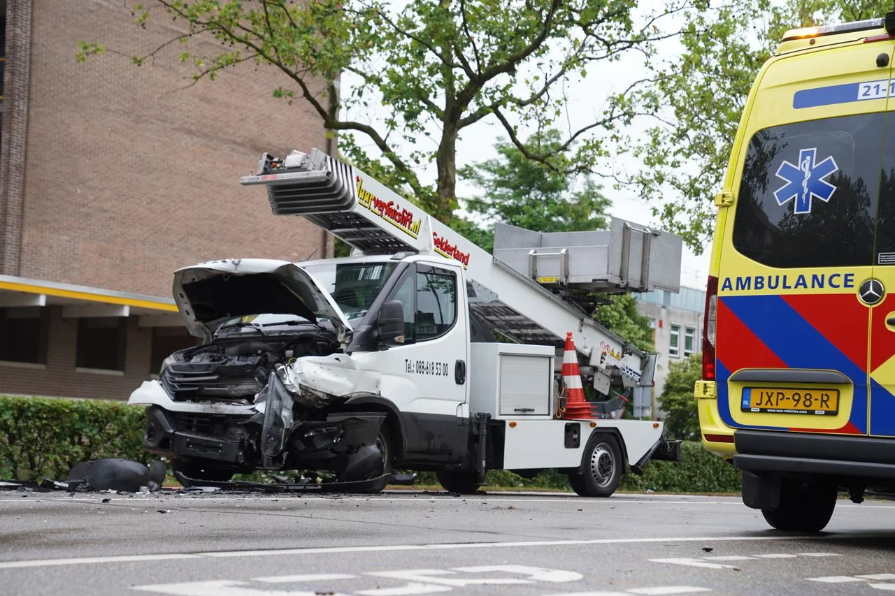 The driver of the small truck was injured (photo: Bart Meesters / Heitink Press Agency). 