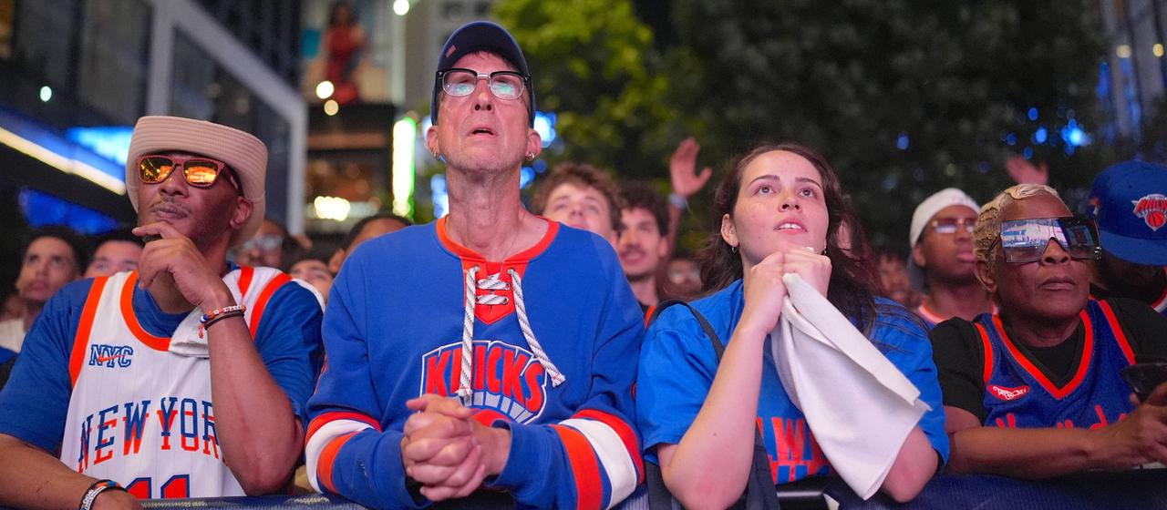 New York Knicks fans at the public viewing in Manhattan