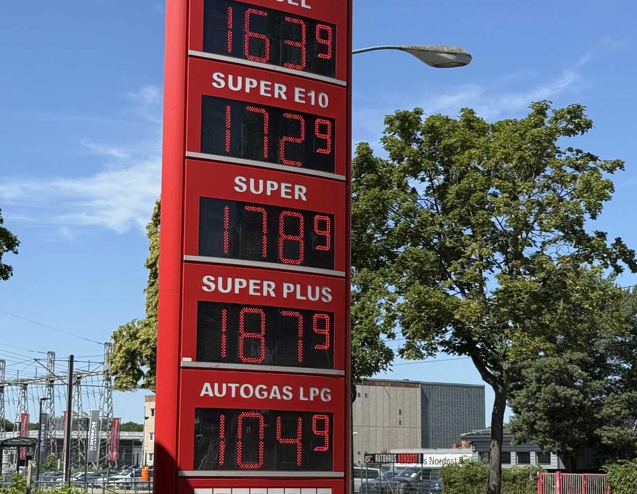 Oil Prices Plummet: Diesel Hits €1.63 as Heating Oil Gets Cheaper