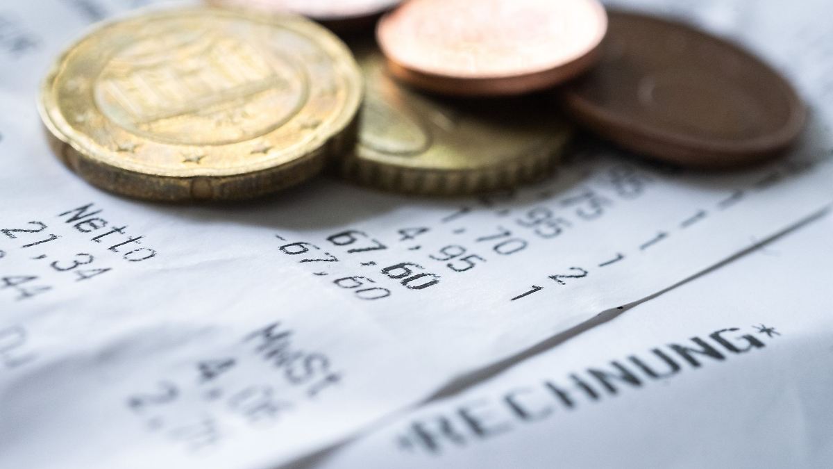 Oil Prices and Fuel Discounts: Germany’s Inflation Rate Surprises at 2.3%