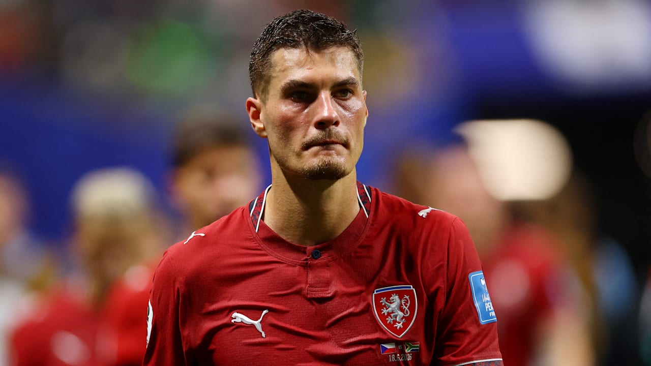 Patrik Schick Retires from National Team After World Cup Disappointment