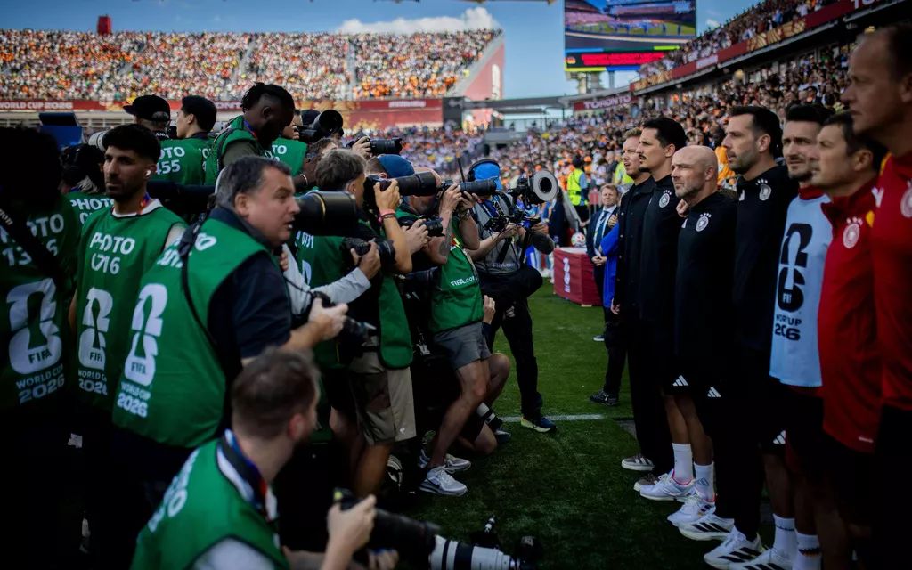 Photographers’ Disruption: Coaches Demand FIFA Action at World Cup Match