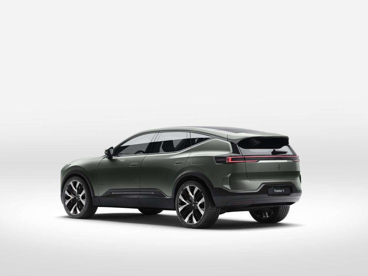 Polestar Exits US Market: Are Connected Cars Too Risky?