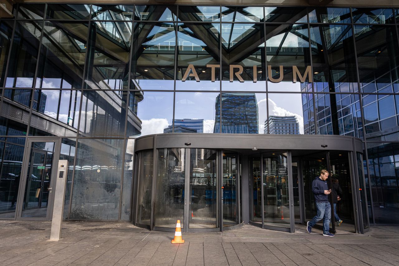 Police arrest 16-year-old boy due to explosion at office building on Amsterdam’s Zuidas