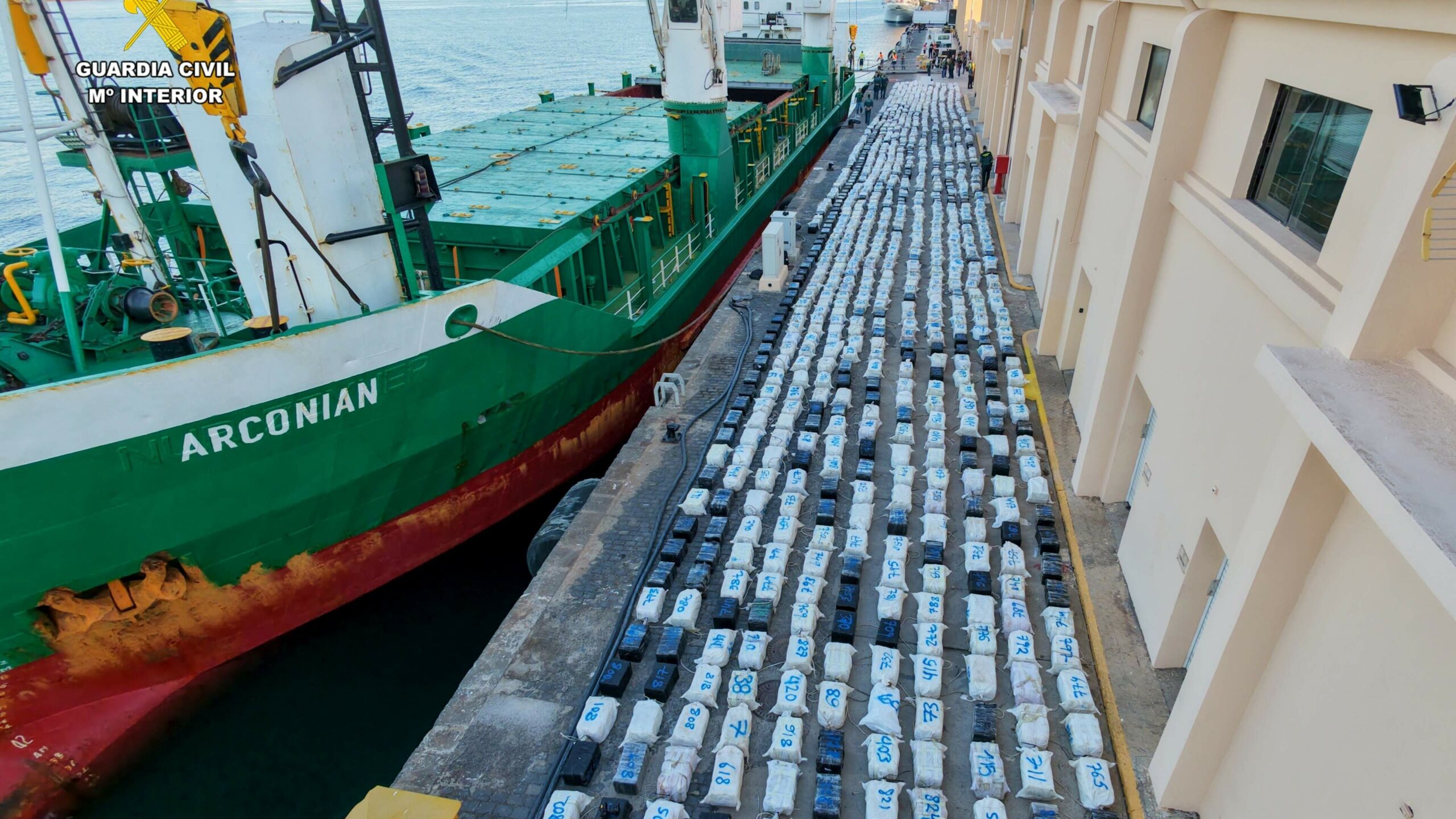 Police confiscate suspects’ phones on ship carrying 30 tons of cocaine