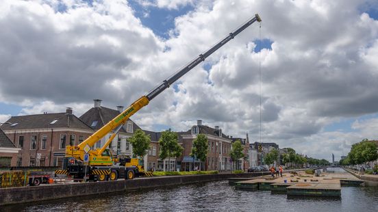 Pontoons in the canal and fairground floats in the starting blocks: Assen gets into the TT atmosphere
