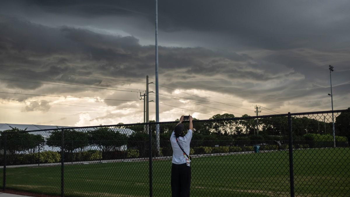 Portugal suspends training due to strong storm