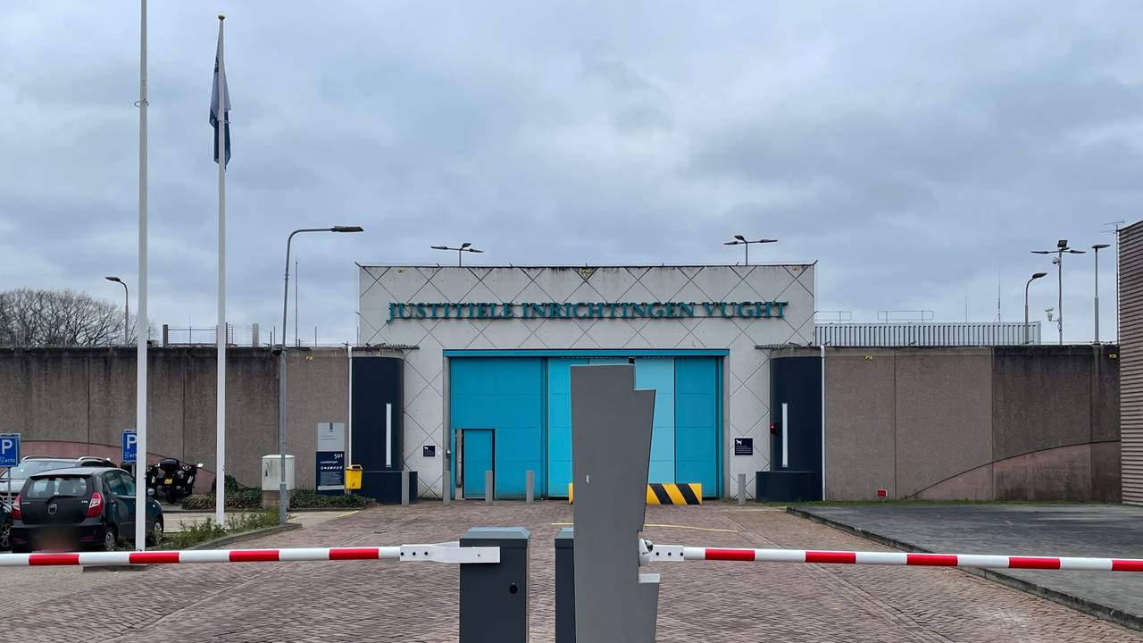 Prisoner PI Vught stabs fellow detainee with homemade weapon