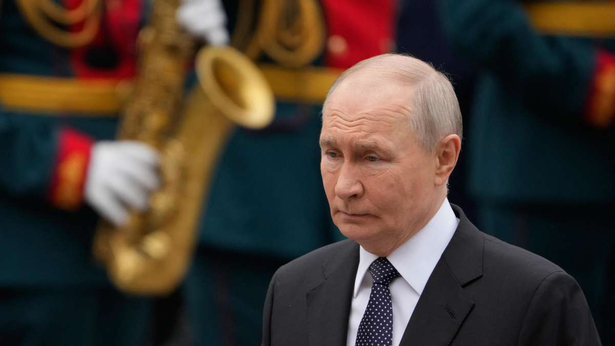 Putin Under Increasing Pressure: Is His Survival at Stake?
