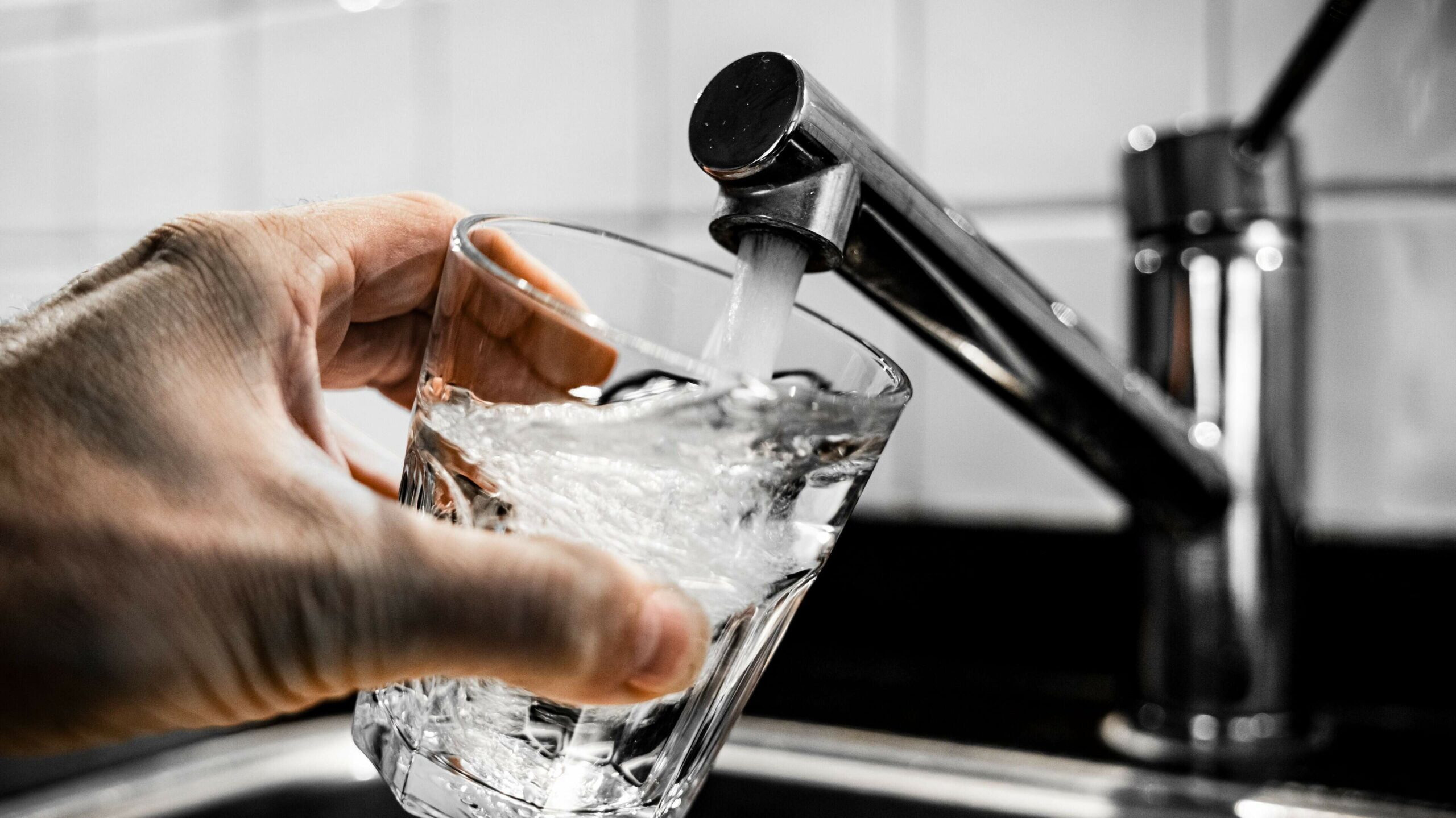 Residents in the Dordrecht region must boil water due to poop bacteria