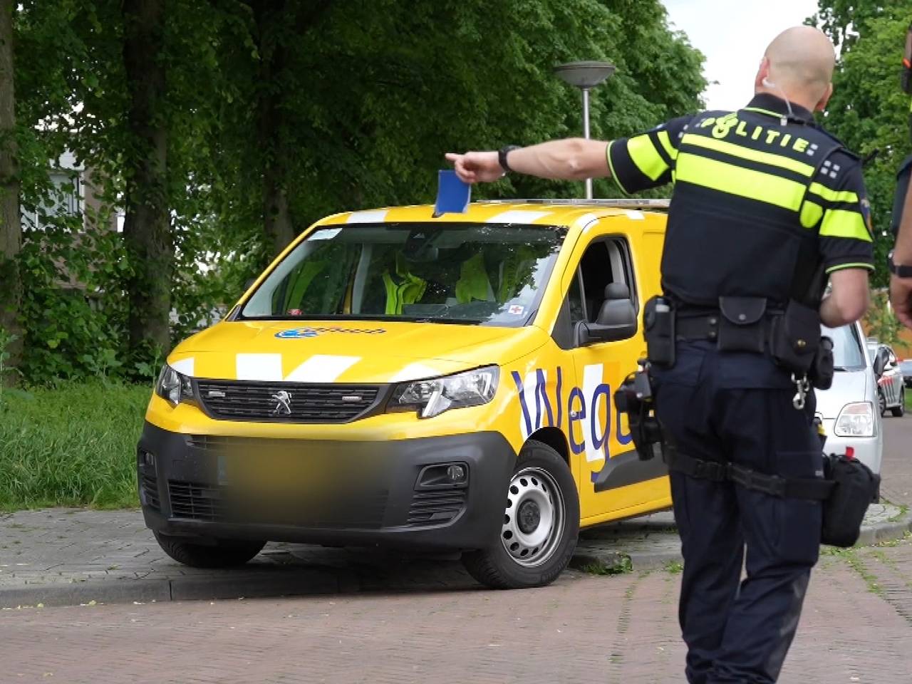 https://api.omroepbrabant.nl/img/f/$width$/$height$/0.52/0.48/cmV2aXNpb25zLzQ0NzQ3NTMtMS5qcGc_c2U9MjA0NS0wMS0wMVQxMCUzQTQwJTNBMDBaJnNpZz1hNUIyQ 0xBNSUyRk9CbTB5YndYYU9TbGRCdXFmckdoZjM5Tm9uZnd2dWhLWlElM0Qmc3A9ciZzcHI9 aHR0cHMmc3I9YiZzdD0yMDI1LTAxLTAxVDEwJTNBNDAlM0EwMFomc3Y9MjAyNi0wMi0wNg==