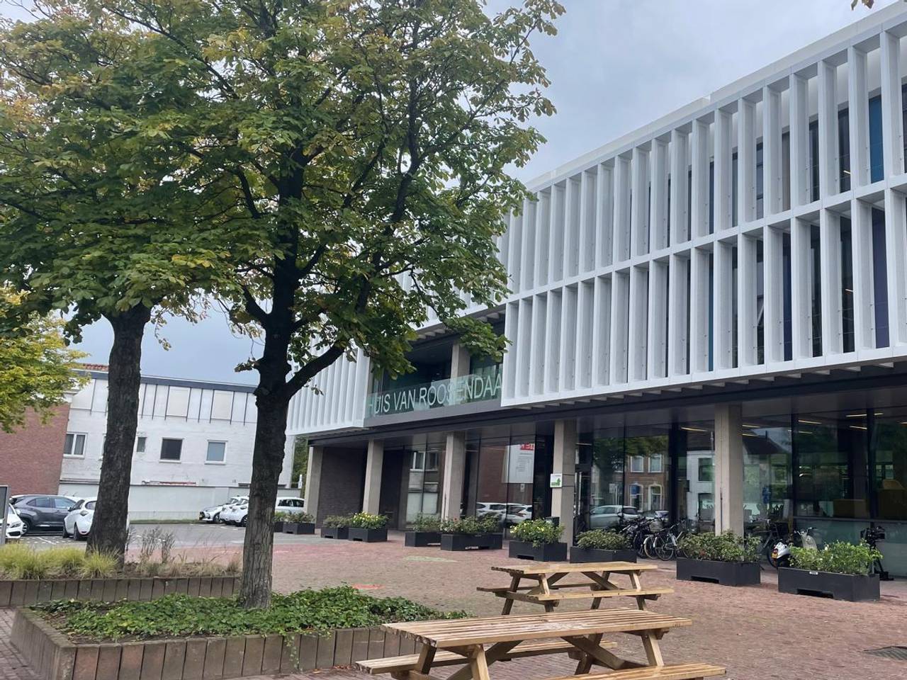 https://api.omroepbrabant.nl/img/f/$width$/$height$/0.37/0.59/bWVkaWEvcHJvZC80NTUwMDQ1LmpwZz9zdj0yMDE5LTA3LTA3JnN0PTIwMjAtMDEtMDFUMDAlM0E wMCUzQTAwWiZzZT0yMDQwLTAxLTAxVDAwJTNBMDAlM0EwMFomc3I9YiZzcD1yJnNpZz1 ZUVVwcXJGY1A1JTJCUkVNa25rd09Ib2F0SzhFaiUyRlA1Q0MlMkI2cnBBdFRsRkVRJTNE
