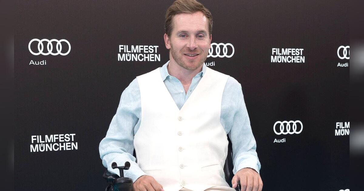 Samuel Koch Shares Heartfelt Praise for His Wife at Munich Film Festival