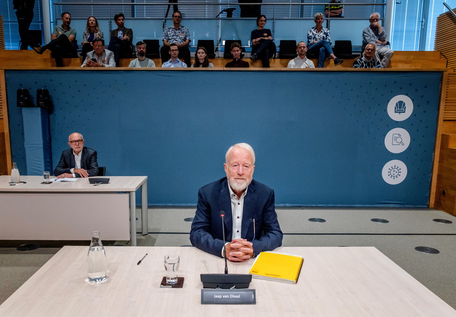 Sometimes somewhat ‘fierce’ former RIVM boss Van Dissel receives untargeted questions and does not allow himself to be reprimanded: ‘This point is much more complicated than you think’