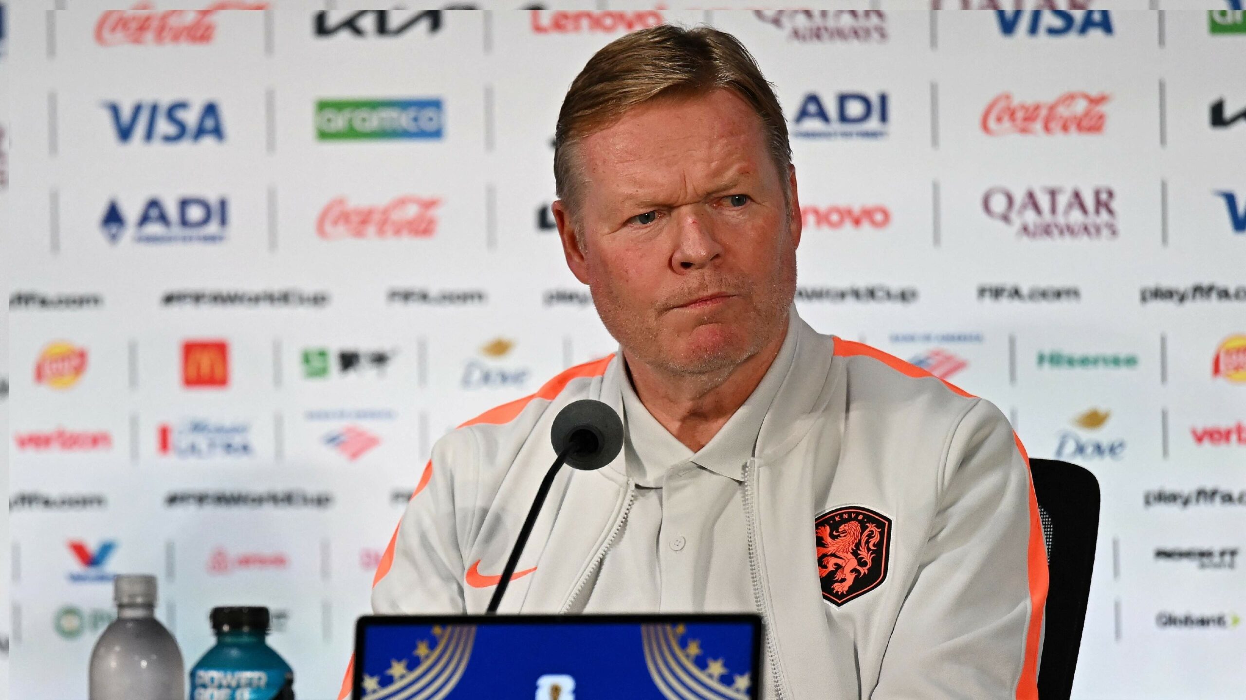 Stress has not taken hold of Ronald Koeman: ‘Headache? That’s an exaggeration