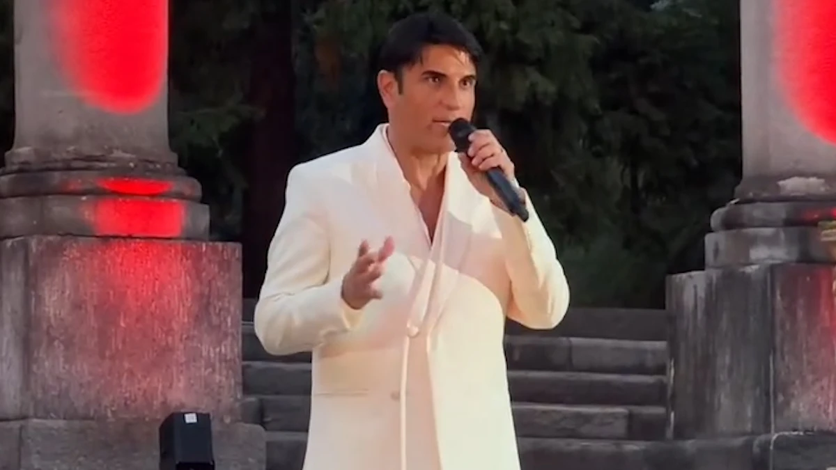 Super Karaoke on Canale 5 tonight 10 June, guests, songs