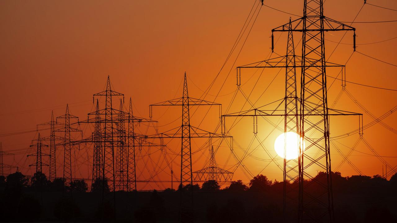 Surging Electricity Prices: How Heatwave Causes Costs to Soar Tenfold