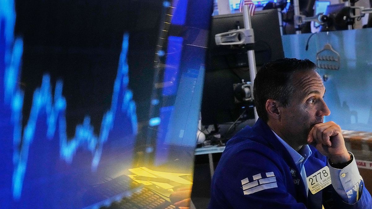 Tech Stocks Surge: Wall Street Soars Amid Renewed Iran Talks