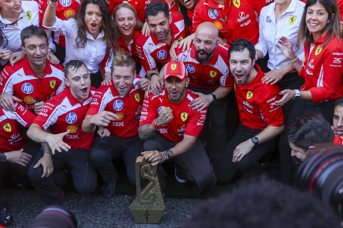 The Italian press, euphoric with the victory of Ferrari and Hamilton: “Red delirium”