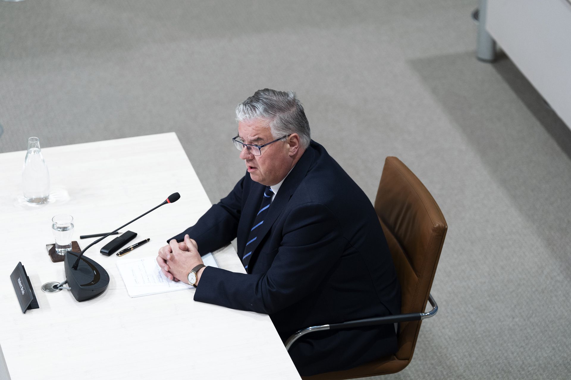 The government phased out crisis response too quickly after the first corona wave, says Hubert Bruls. And the curfew was ‘robust’ but did ‘hurt’