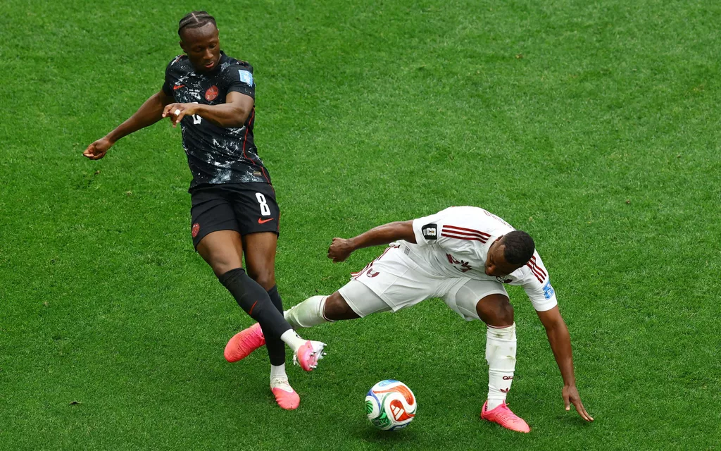 The leg was hanging in an unnatural position – new information about Ismaël Koné’s shocking injury