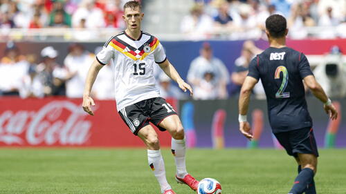 Transfer ticker: BVB star Schlotterbeck reacts to Real speculation