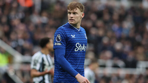 Transfer ticker: Kim replacement? FC Bayern is vying for a Premier League star