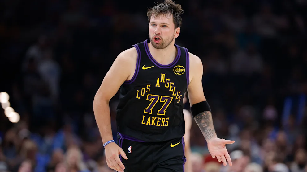 Two word announcement! Lakers boss reacts to her superstar’s European plans | Sports mix