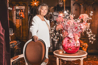 Unseen: Jeanine (79) has been running Ponderosa for sixty years, the café where time has stood still. “It was a ball here every day, and the party hats are still ready.”